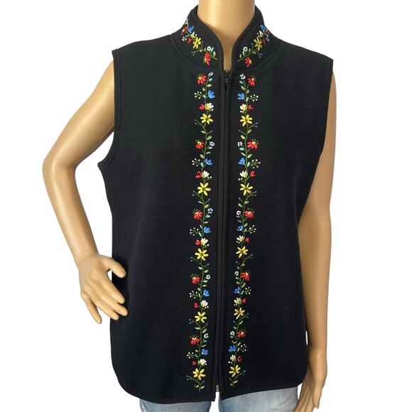 2/$15 Talbots Floral Embroidered Fleece Vest Black Zip Up Sleeveless Size M - Picture 2 of 10